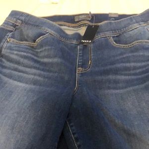 Brand new Womens jeans never worn